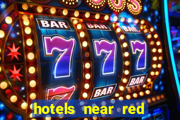 hotels near red hawk casino